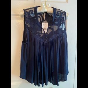 Gorgeous Free People Navy top